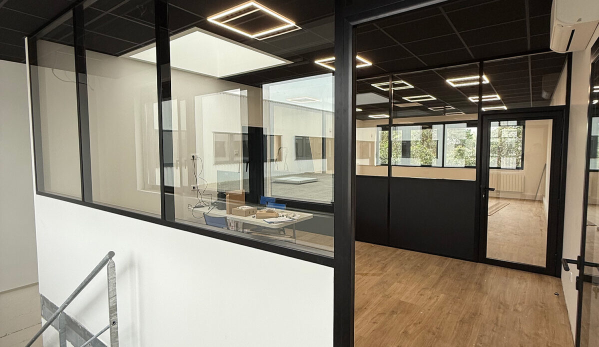 0-cloison-amovible-semi-vitree