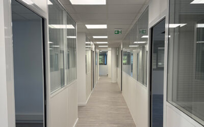 Réalisation de cloisons amovibles pour bureaux à Avon – Fontainebleau (77)