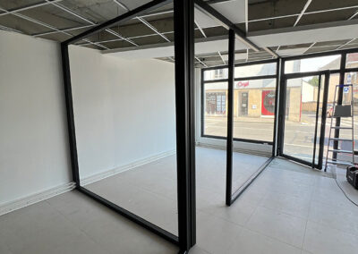 2-cloison-bureaux-vitres