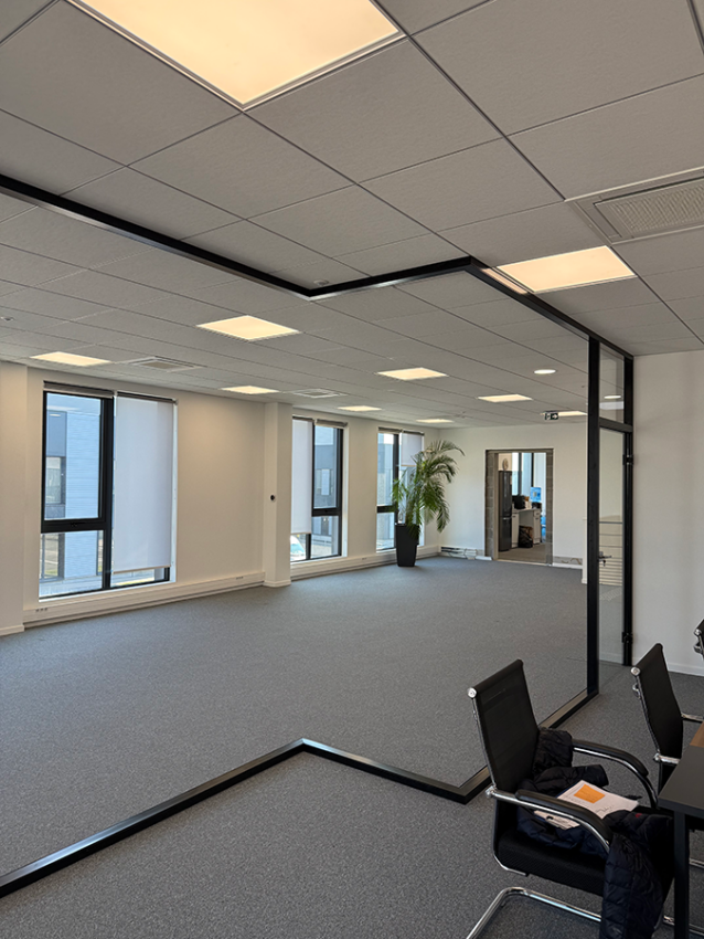 2-cloison-vitree-bord-a-abord