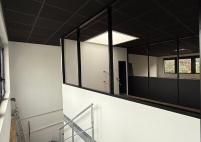 3-cloisonnement-bureaux-semi-vitree