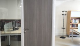 Porte pleine toute hauteur