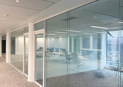 bureaux-cloison-vitree-toute-hauteur