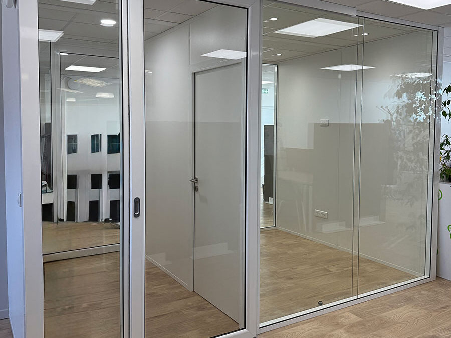 cloison-vitree-toute-hauteur