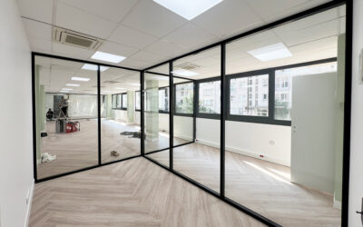 Cloisonnement amovible : définition, avantages et solutions pour vos espaces professionnels